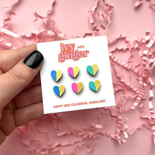 Load image into Gallery viewer, Gold edge bright hearts stud earrings set
