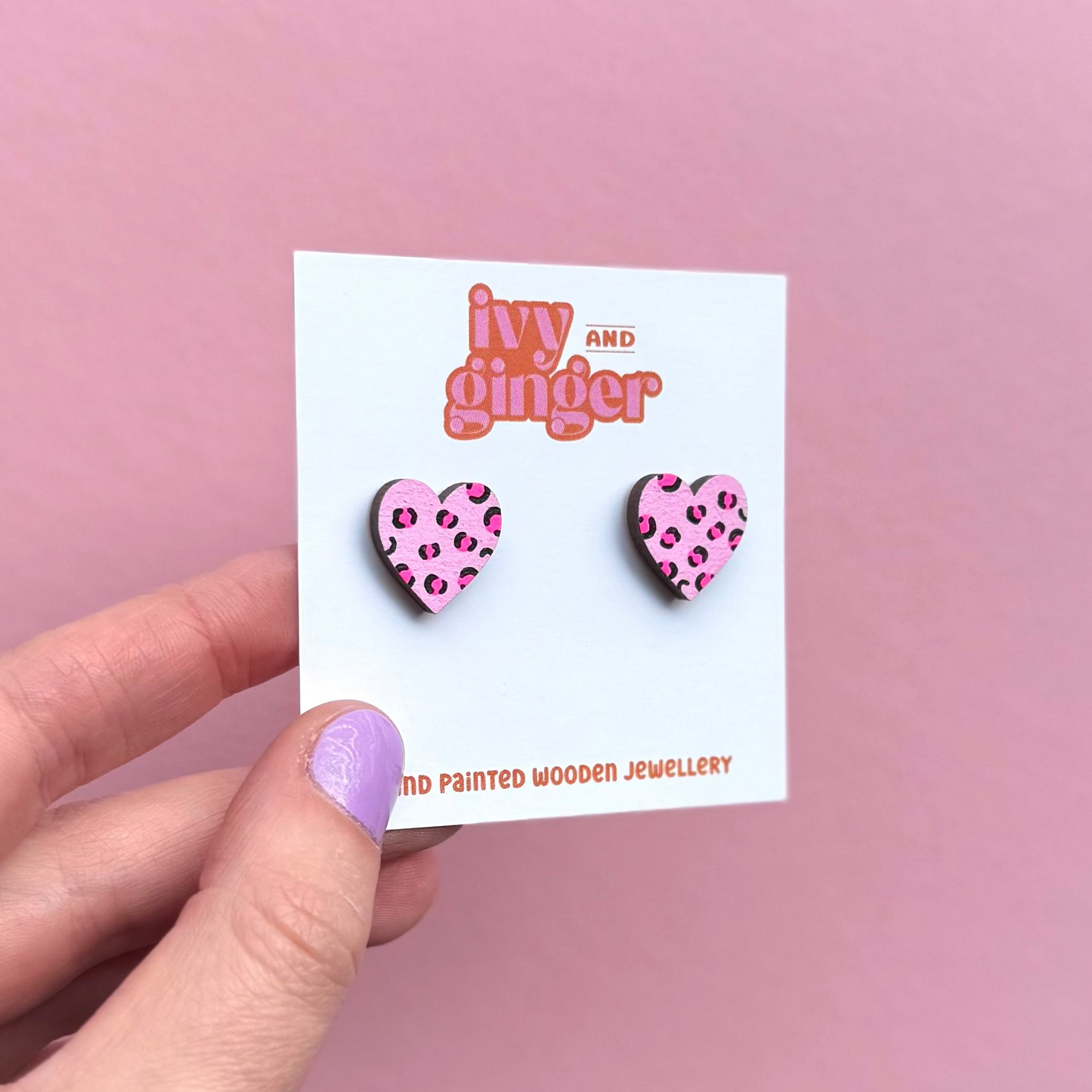 Midi neon pink leopard print heart stud earrings