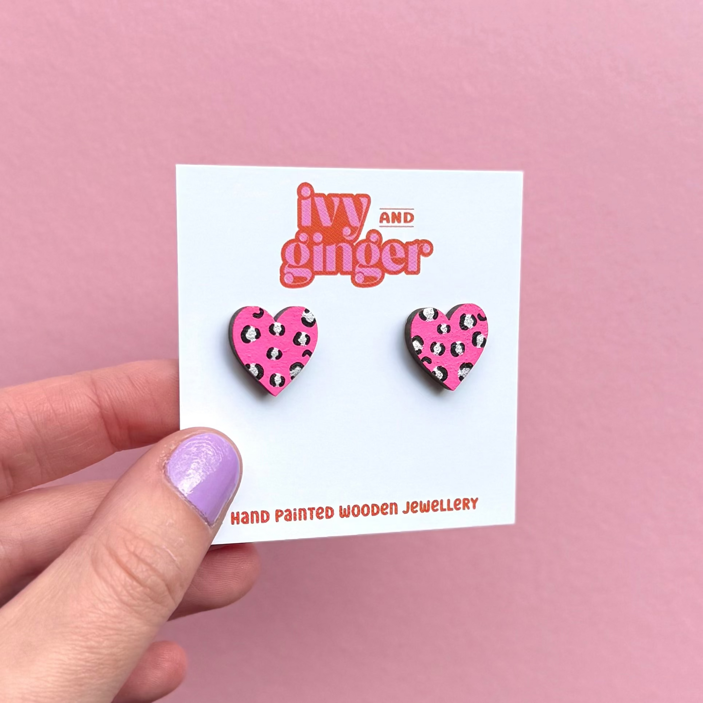 Midi leopard print heart studs in bright pink and silver