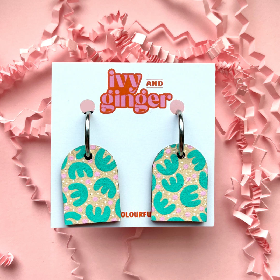 Retro tropic arch dangle hoop earrings