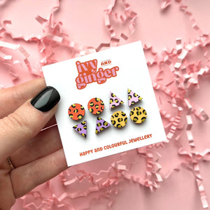 Bright mini leopard print stud earrings set