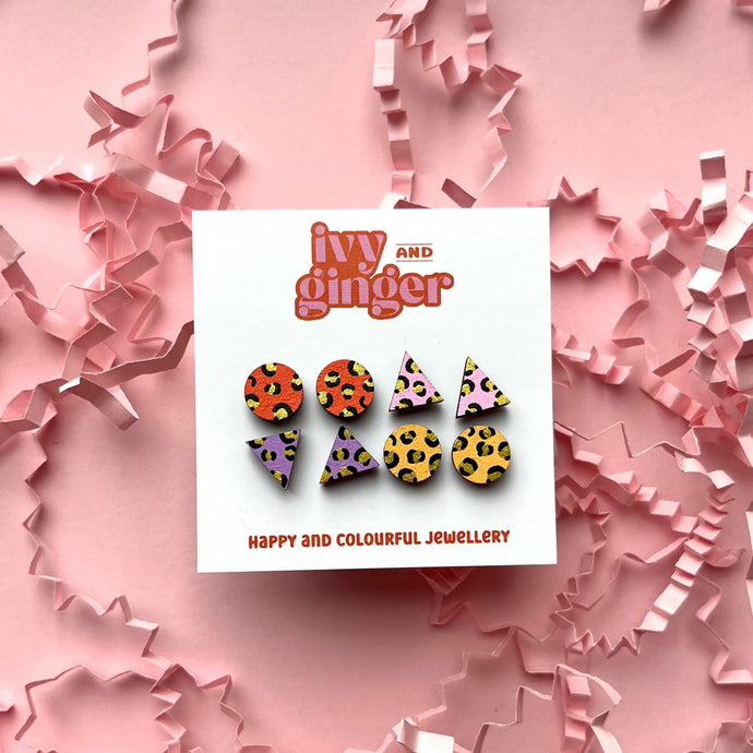 Bright mini leopard print stud earrings set