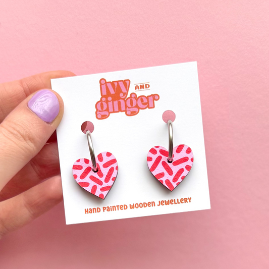 Pink and red dash print small heart hoop