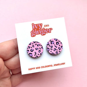 End of line - Large pink and purple leopard print circle studs