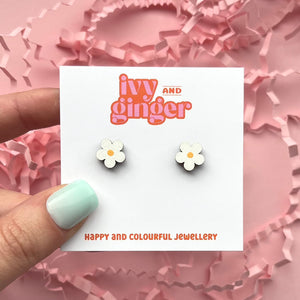 Mini white flower stud earrings