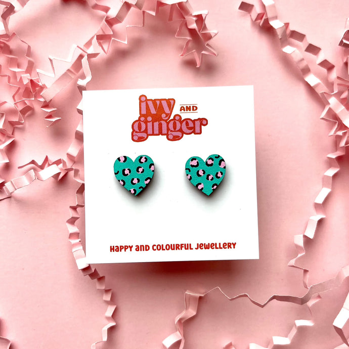 Midi leopard print heart studs in green and pink