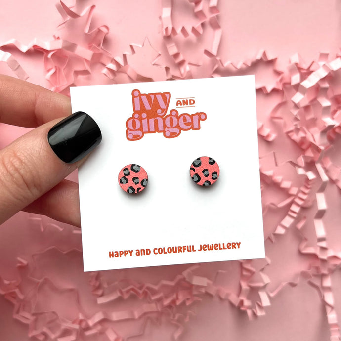 Mini leopard print circle pink and grey stud earrings