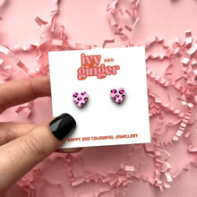 Load image into Gallery viewer, Mini neon pink leopard print heart stud earrings
