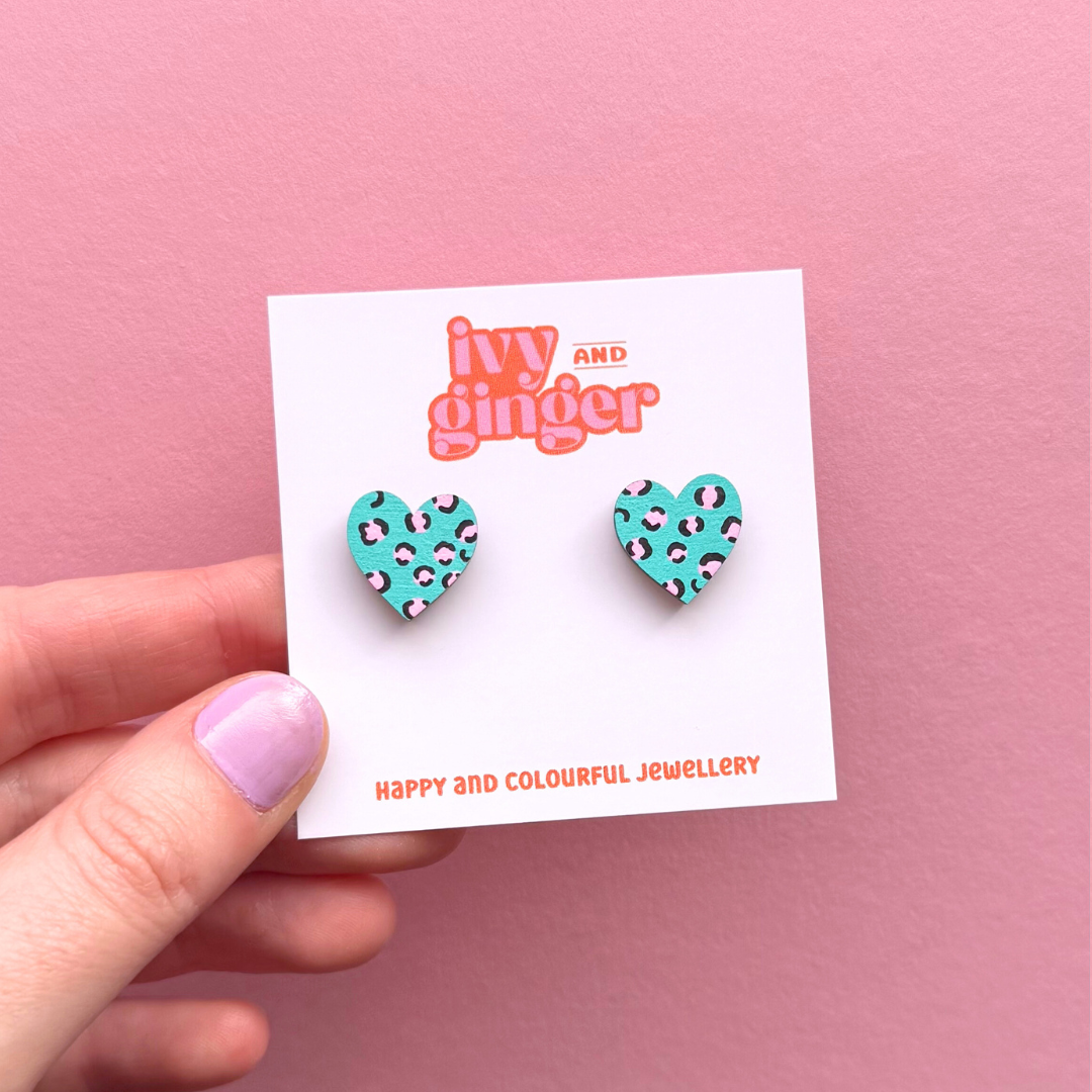 Midi leopard print heart stud earrings in green and pink