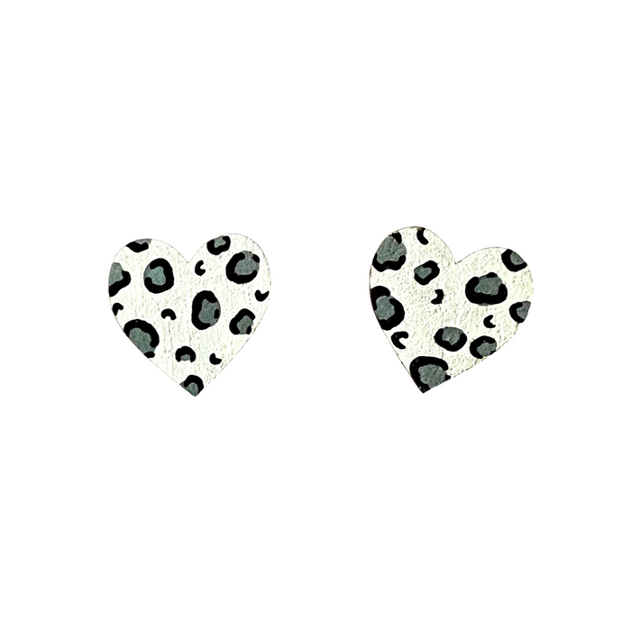midi leopard print heart studs in white and grey