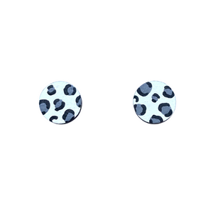 Mini leopard print circle stud earrings in white and grey